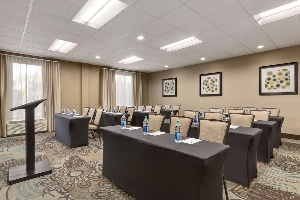 Hampton Inn Birmingham I-65/Lakeshore Drive Ngoại thất bức ảnh