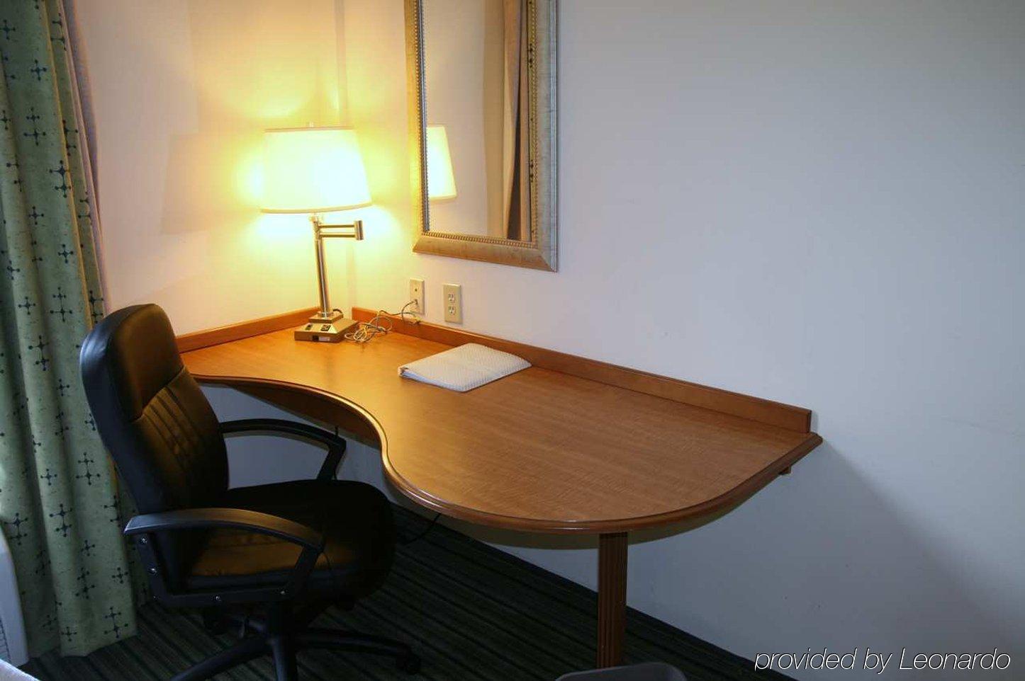 Hampton Inn Birmingham I-65/Lakeshore Drive Phòng bức ảnh
